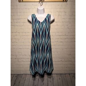Everly loose fit low back shift dress size medium
